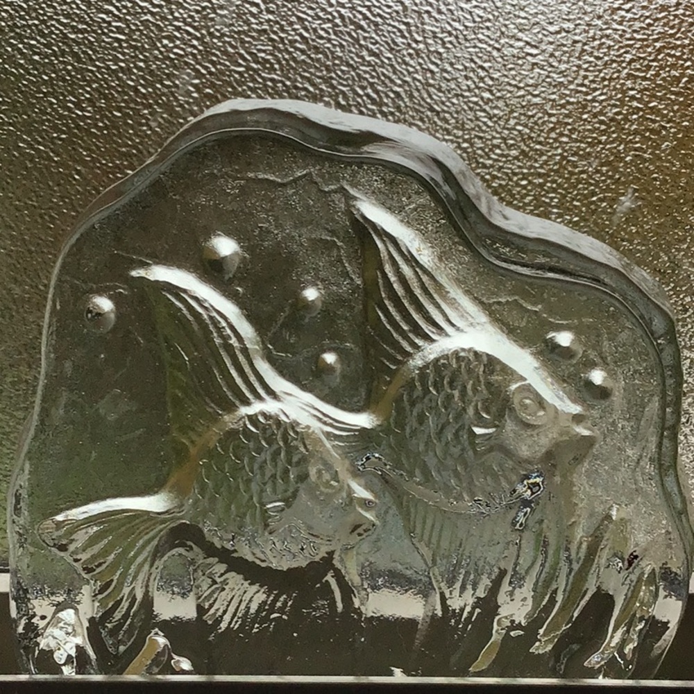 Crystal fish figurine